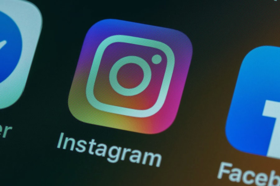 Make money from Instagram followers